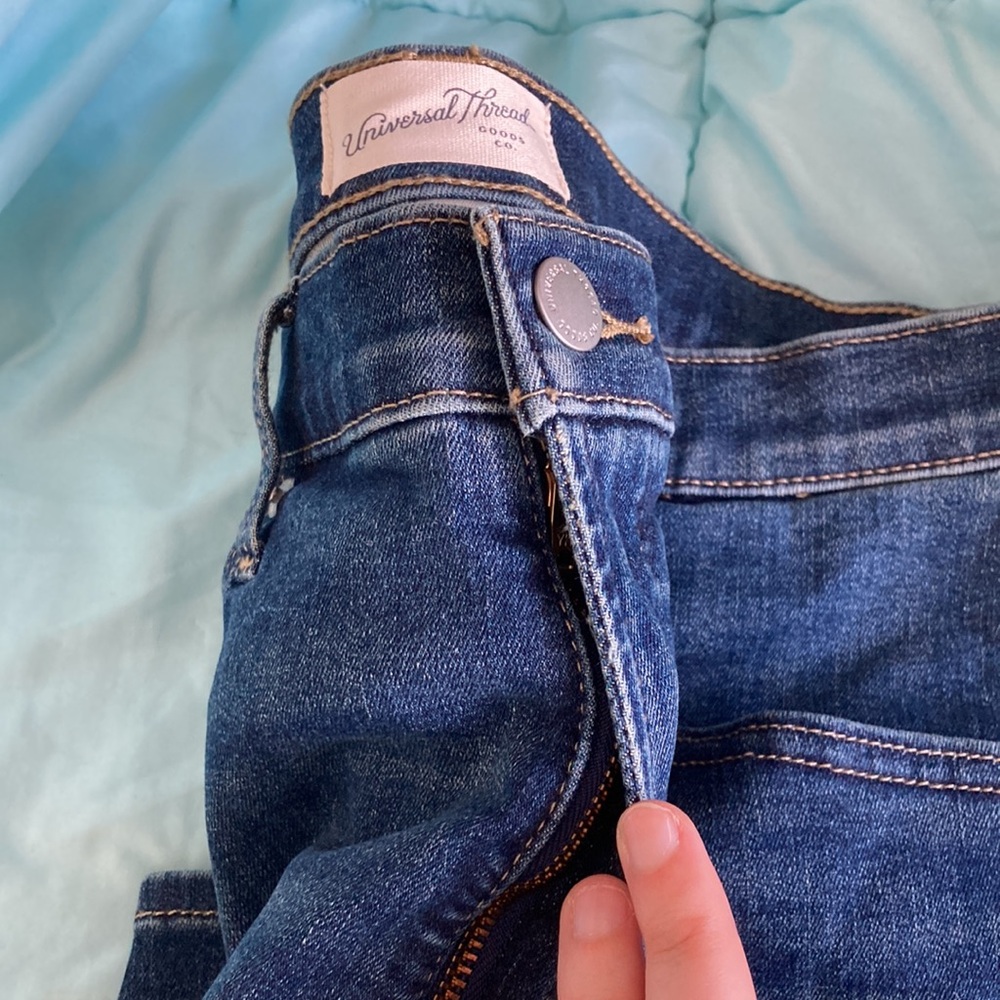 NWOT Universal Thread Women's Jeans - Picture 5 of 7